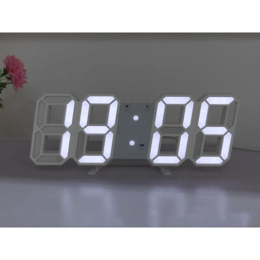 EdgeGlow™ 3D LED Wall Clock – Minimal Time Display for Modern Spaces