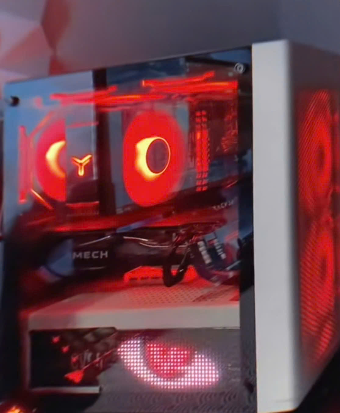 FlexGlow™ RGB Message Display – Custom Text Screen for PC Case Mods